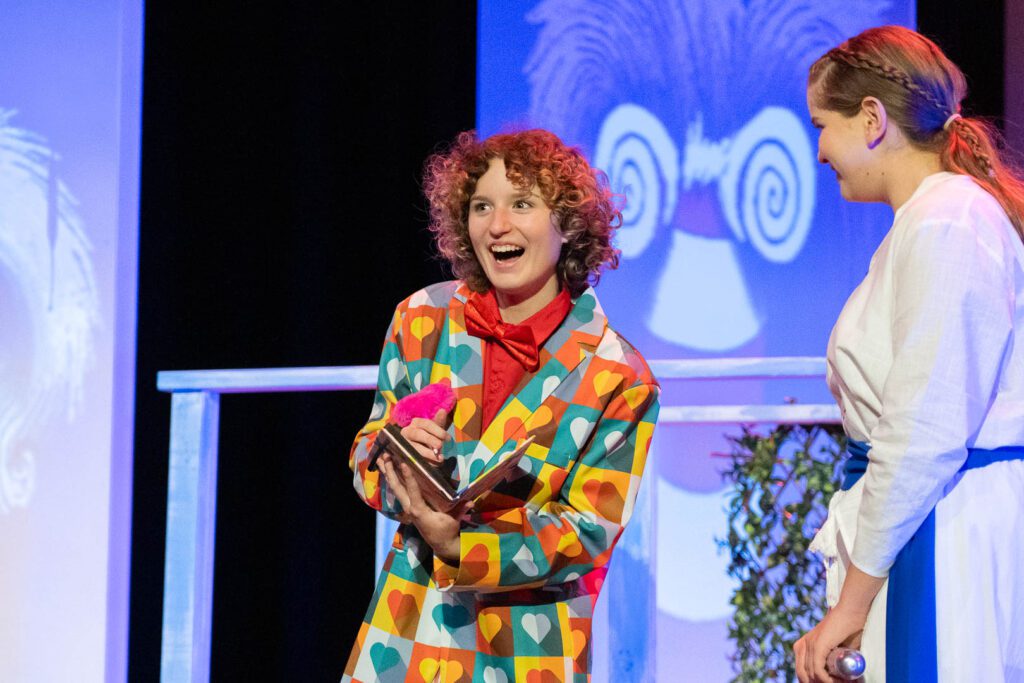 St Hilda's Year 7/8 Production - St Hilda's Anglican School For Girls