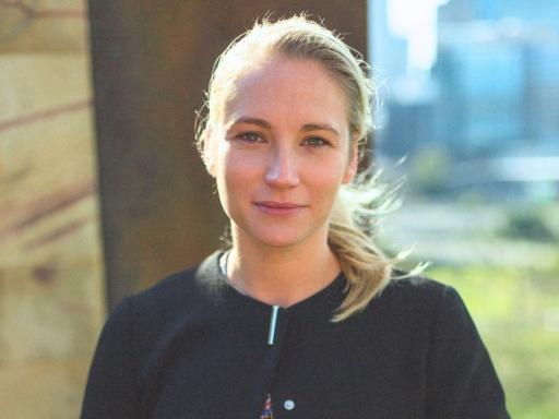 Alexis Barton (Hopkins, 2002)