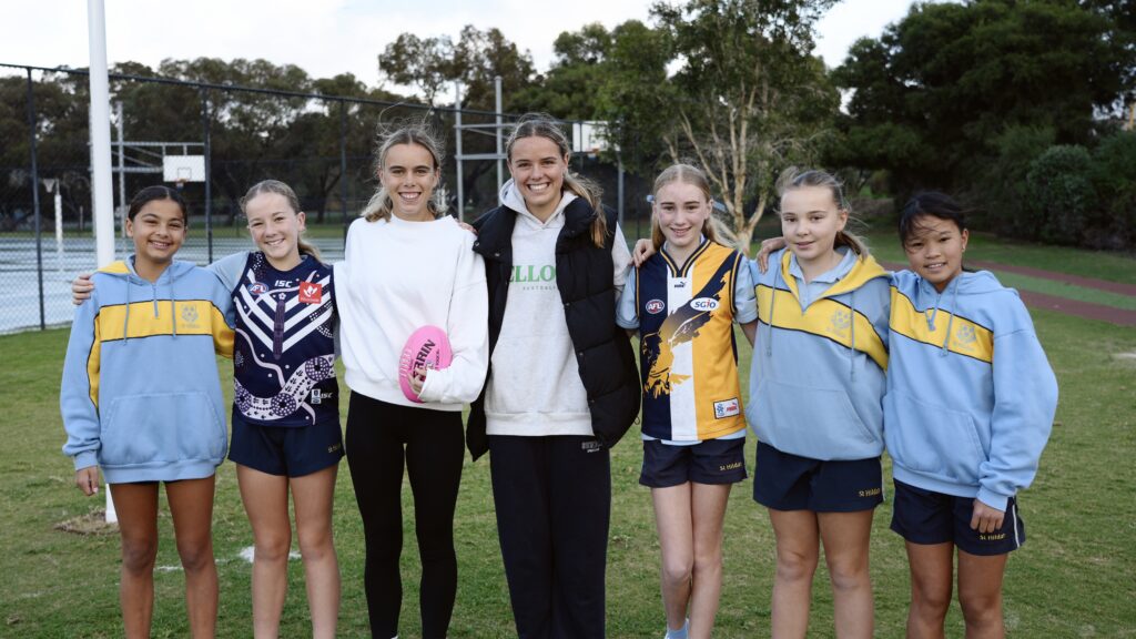 Footy Pole Image 5 - St Hilda's Anglican School For Girls